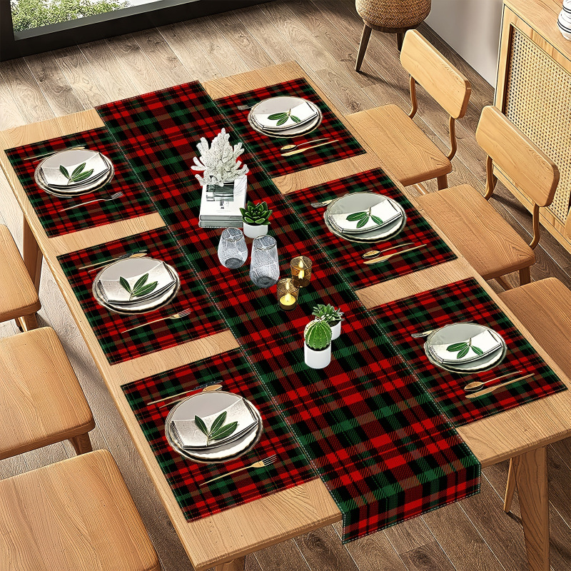 7-Piece Christmas Placemat and - Christmas Table Runner 评论和价格