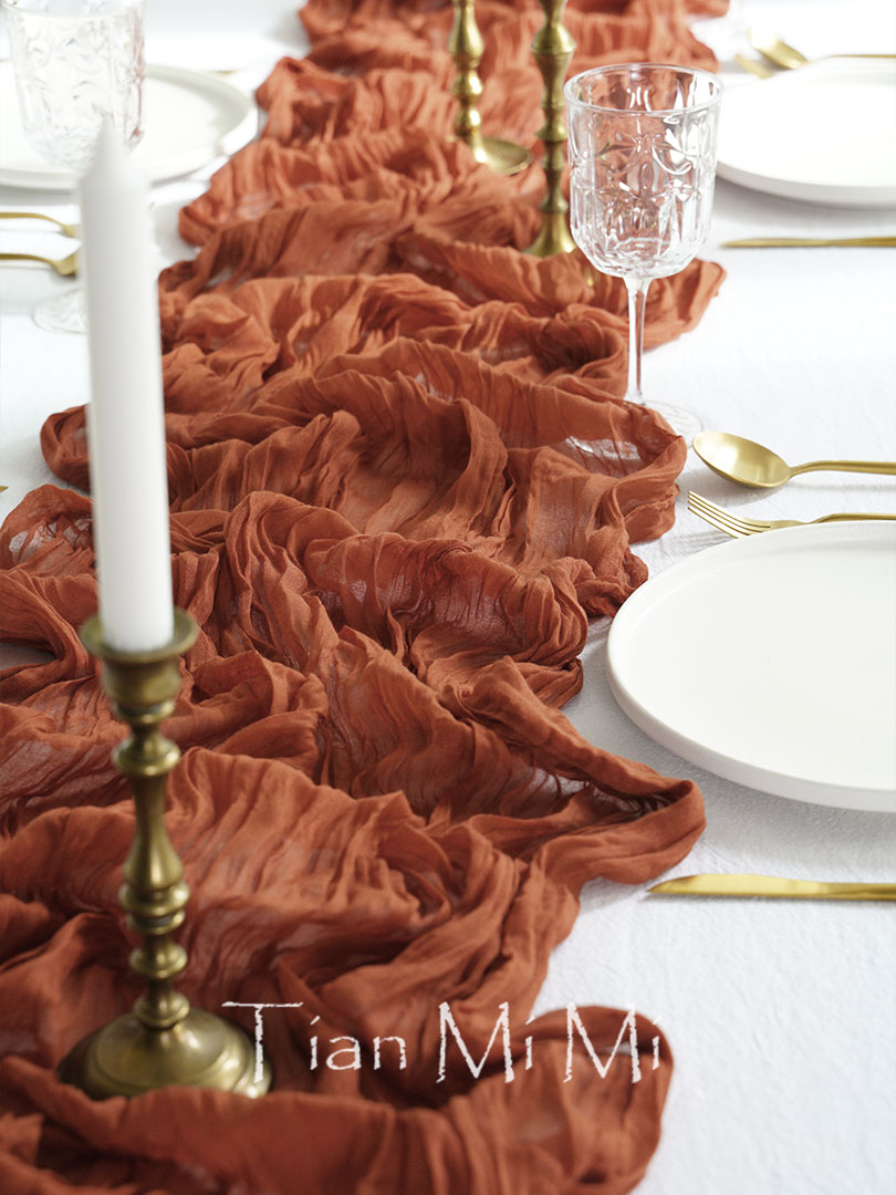 Semi-Sheer Gauze Table Runner  - Christmas Table Runner 评论和价格